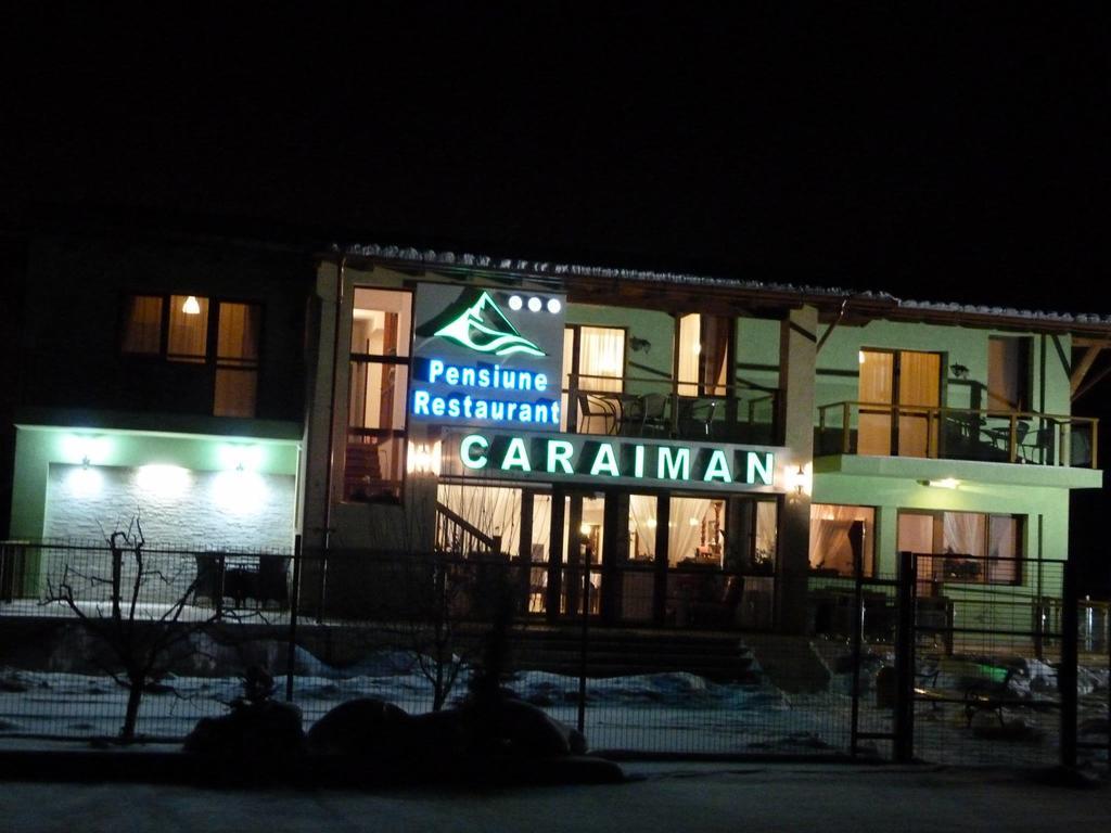 CARAIMAN Pensiune&Restaurant Codlea Extérieur photo